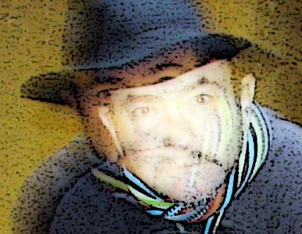 La máscara de Alberto Delgado desprendiéndose de mi cara, un juego de flash y larga exposición, obra de Max Puebla y Daniel Fénix.